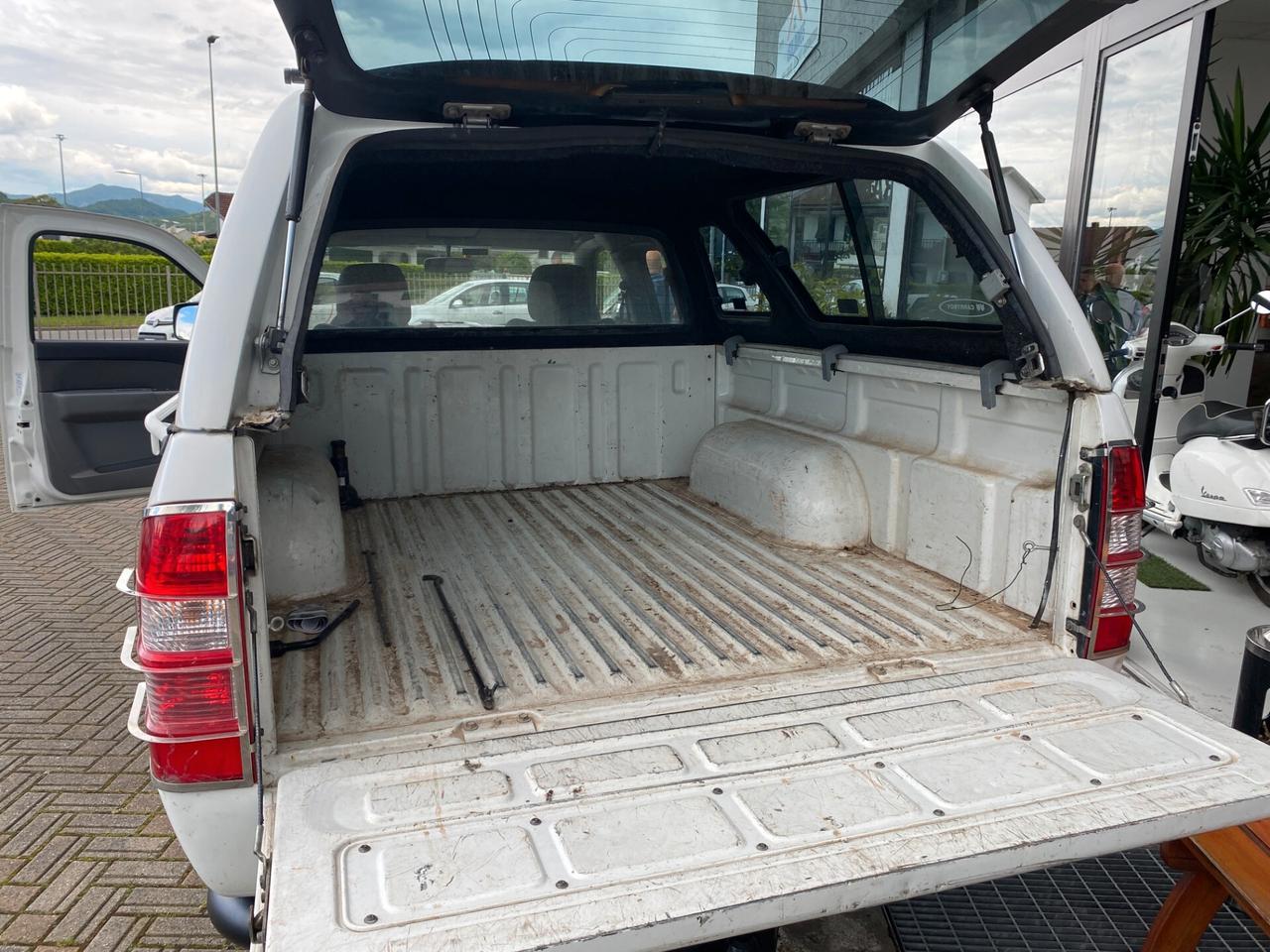 Ford Ranger 2.5 TDCi (143CV) Super Cab XL 4 p.ti