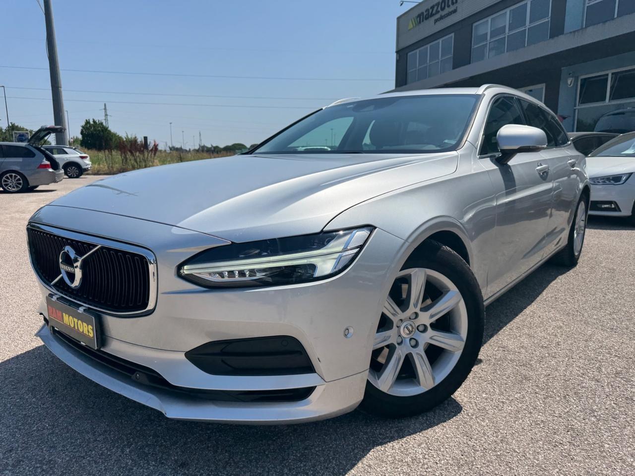 Volvo V90 D4 Geartronic R-design FULL SERVICE VOLVO