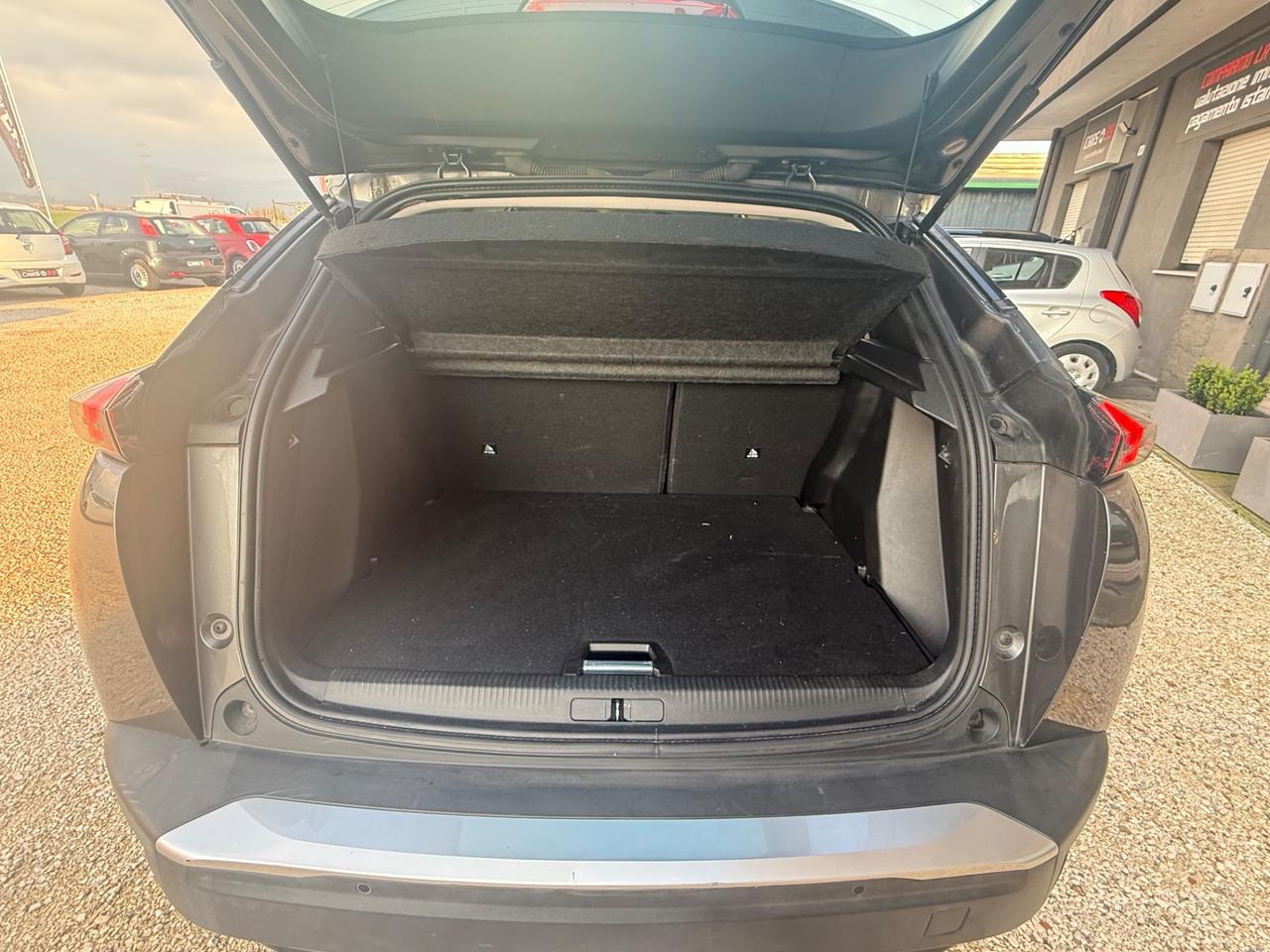 Peugeot 2008 PureTech 130 S&S Allure Pack