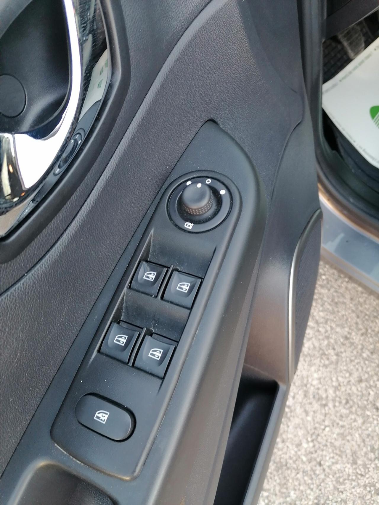 Renault Captur dCi 8V 90 CV Energy Intens 2017