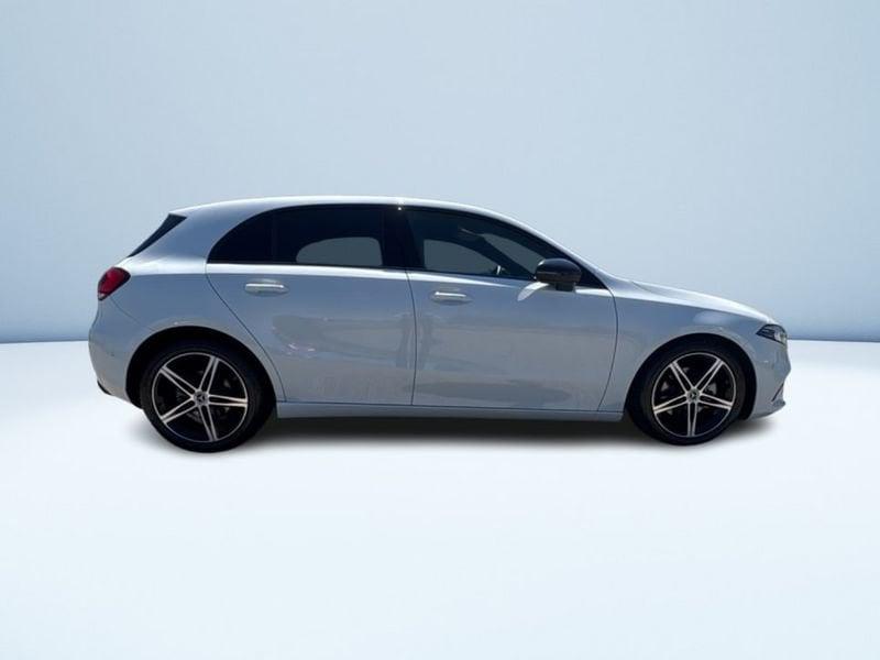 Mercedes-Benz Classe A A 180 D SPORT AUTO