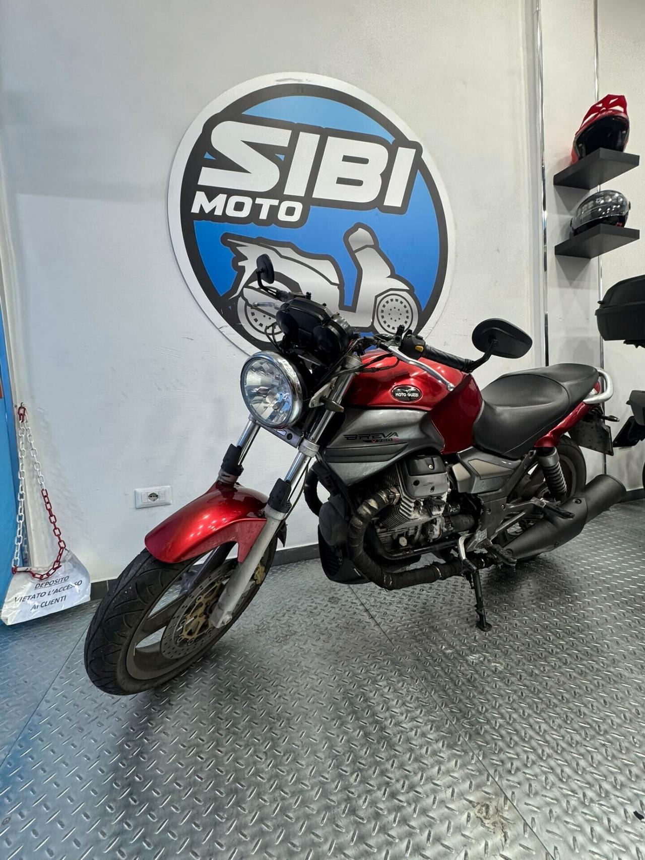 Moto Guzzi Breva 750