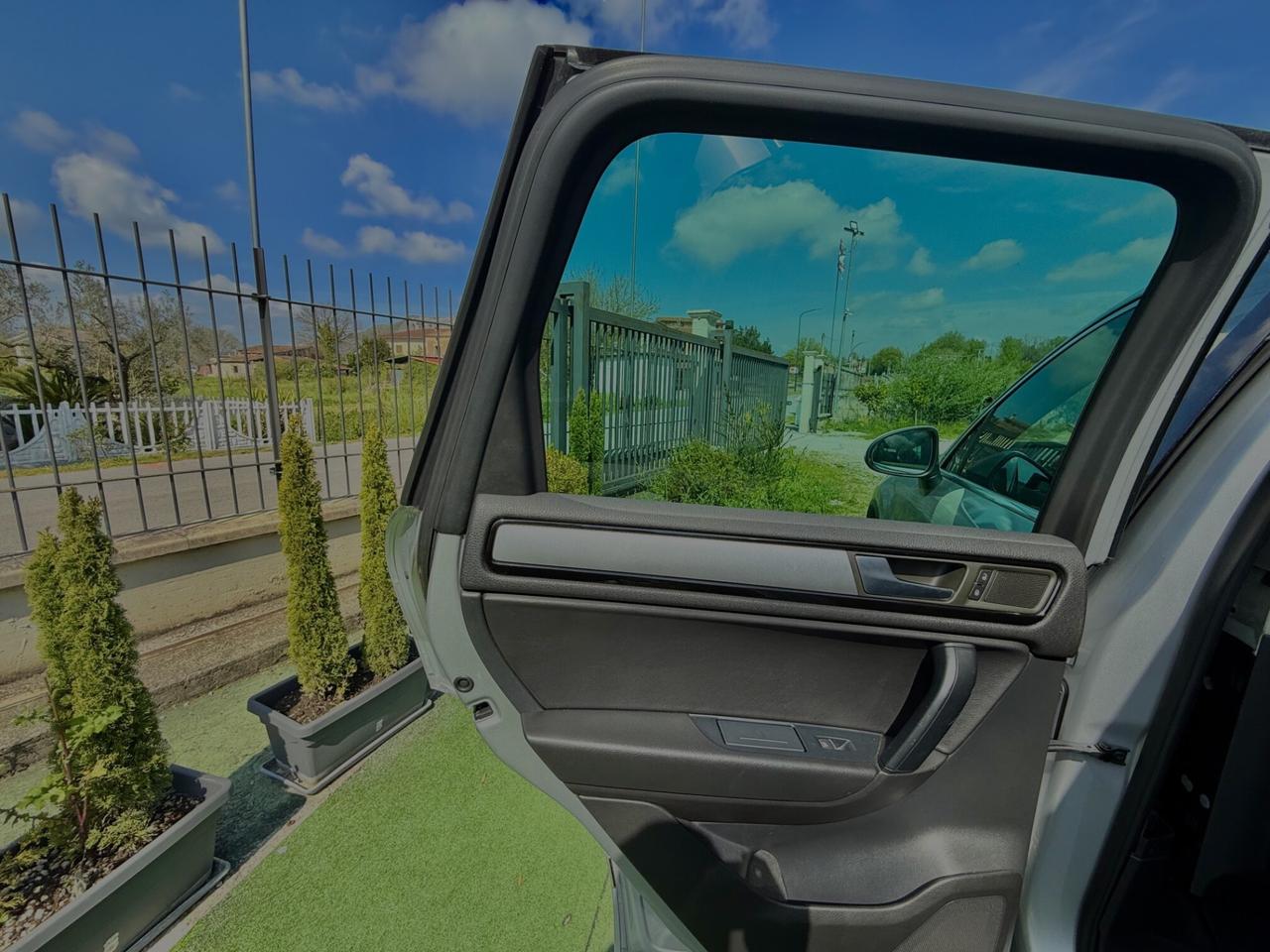 TOUAREG 2A SERIE 3.0 TDI TRIPTRONIC BLUEMOTION TEC