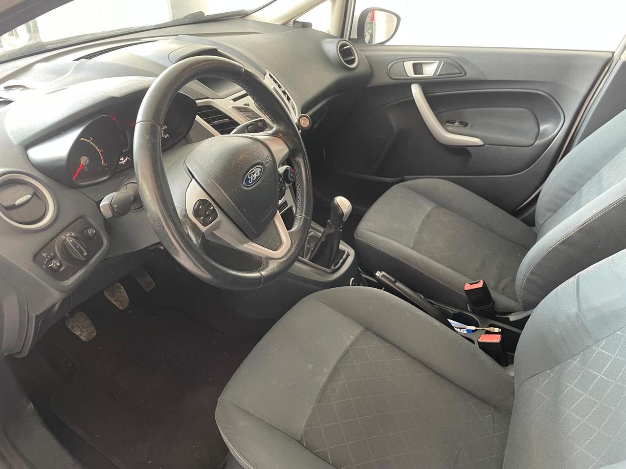 Ford Fiesta 1.4 16V 96CV aut. 5p.Titanium Bs.