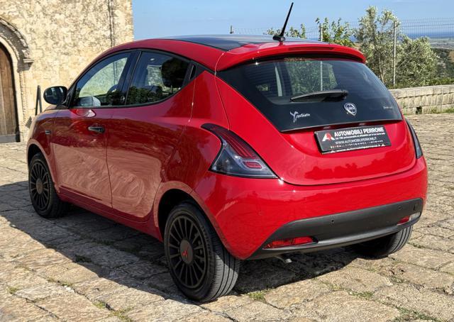 LANCIA Ypsilon 1.0 FireFly Hybrid GPL Ecochic Silver
