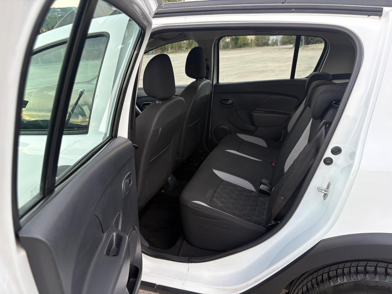 Dacia Sandero Stepway 0.9 TCe 90 CV FULL/NAV