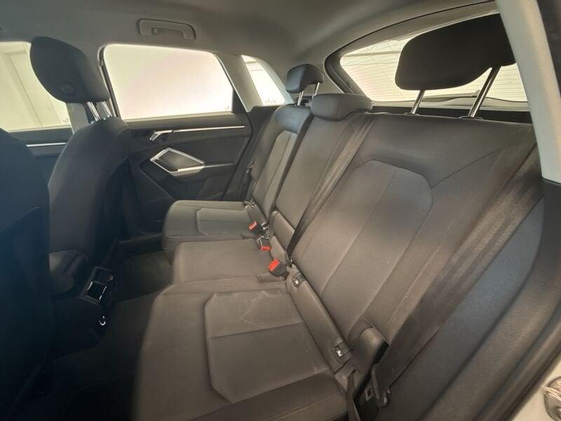 Audi Q3 Q3 35 TDI quattro Business