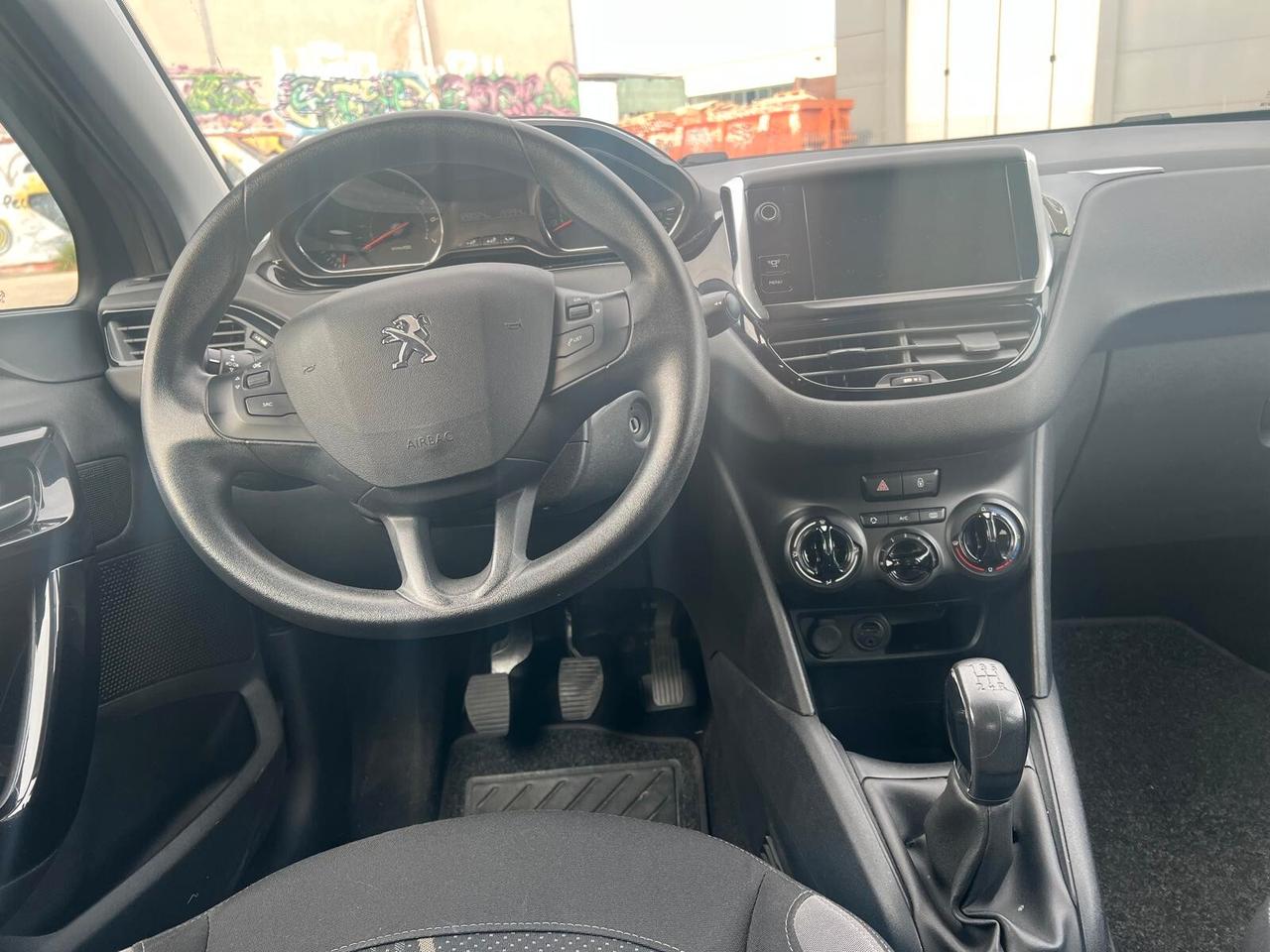 Peugeot 208 1.2 VTi 82 CV 5 porte Allure