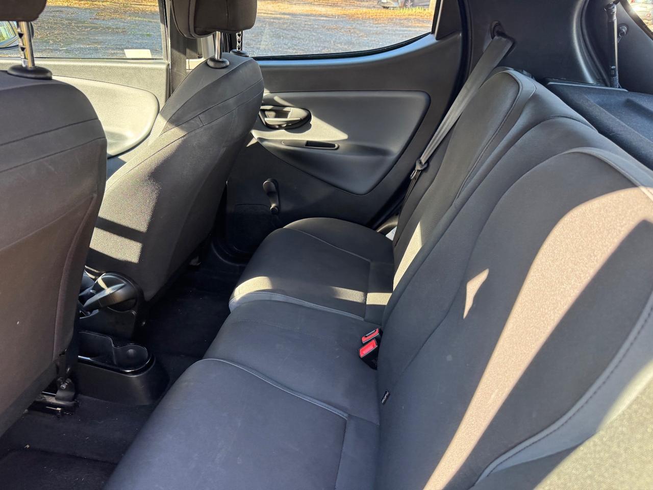 Lancia Ypsilon 1.2 69 CV 5 porte - POCHI KM