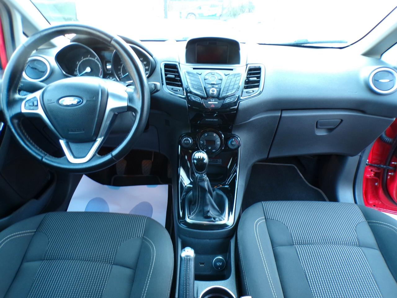 Ford Fiesta 1.2 82CV 3 porte Titanium