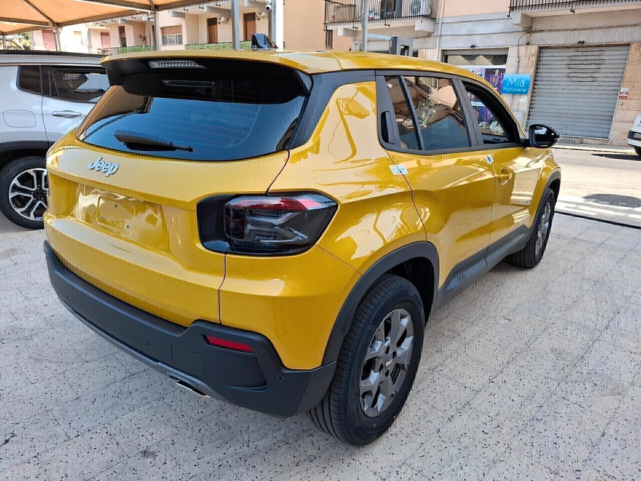 NUOVA JEEP AVENGER 1.2 BENZINA 1OO CV LONGITUDINE PLUS € 23900,00