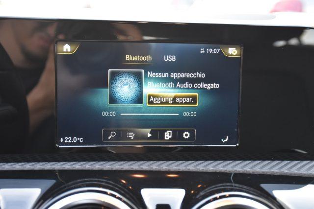 MERCEDES-BENZ A 180 d Automatic Business Extra *Navigatore*