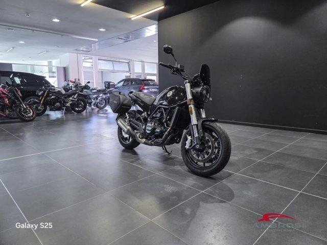 BENELLI Leoncino 500
