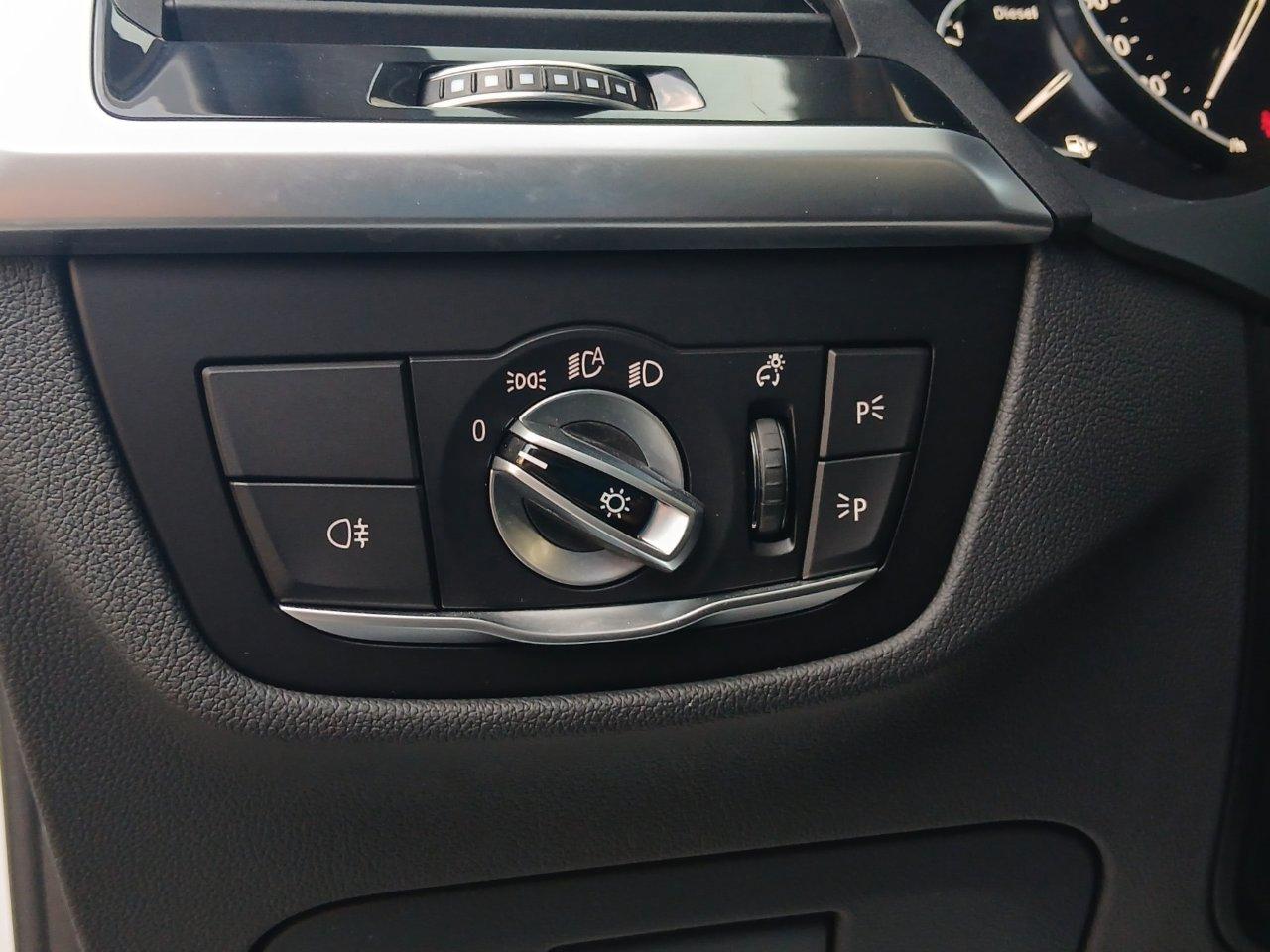 BMW X3 xdrive20d mhev 48V Business Advantage auto