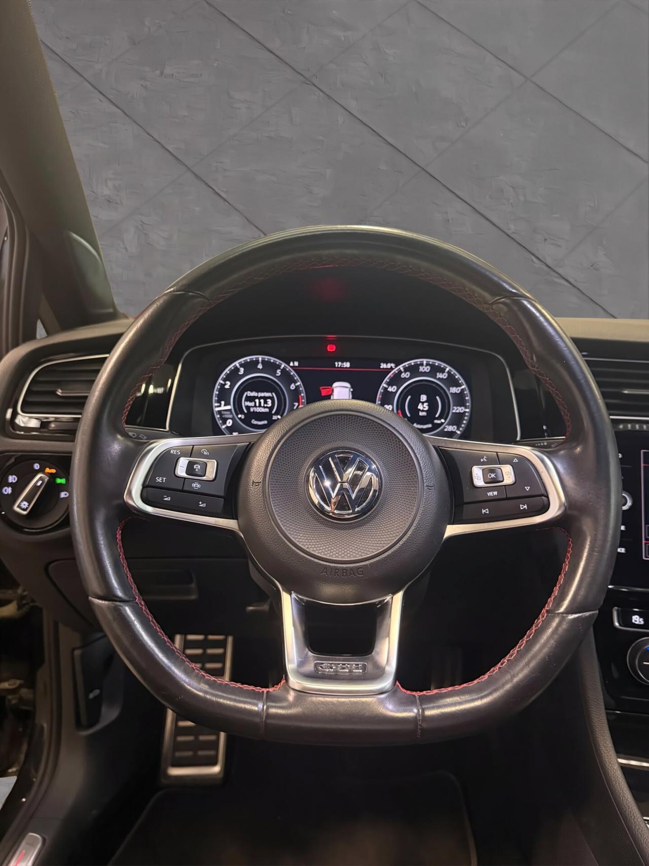 Volkswagen Golf GTI Performance 2.0 245 CV TSI 5p. BMT