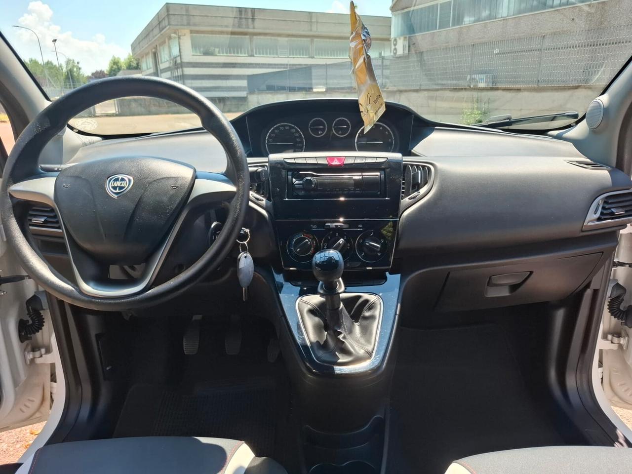 Lancia Ypsilon 1.2 GPL 126.000 KM NEOPATENTATI