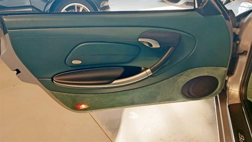 Porsche Boxster 3.2i 24V cat S