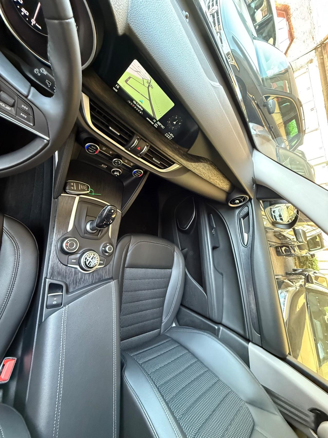 Stelvio 2.2 Turbodiesel 210 CV AT8 Q4 Veloce-B-tech-unipro