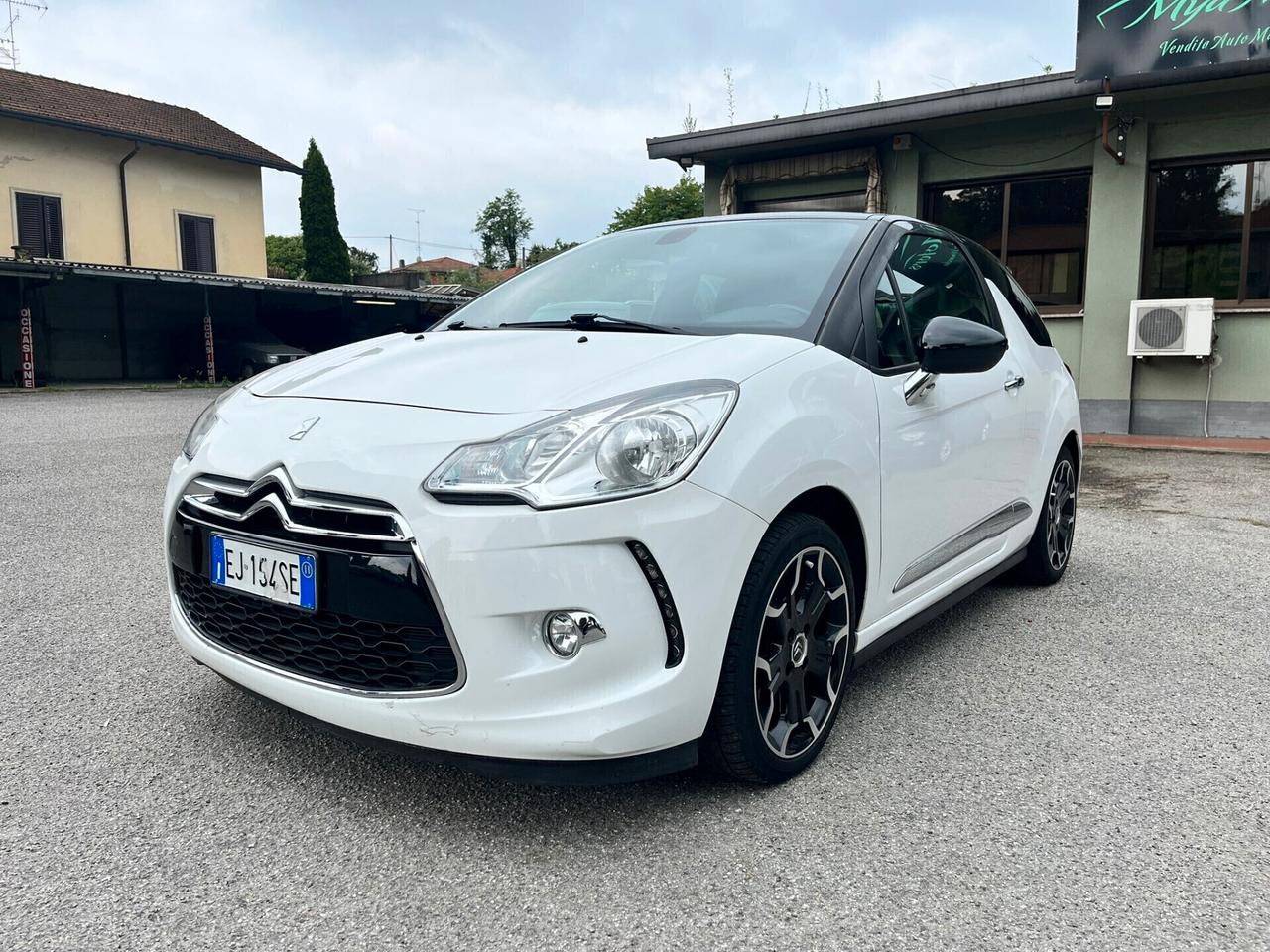 Ds DS3 DS 3 1.6 THP 155 Just Black