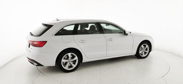 AUDI A4 Avant 40 TDI quattro S tronic Business Advanced