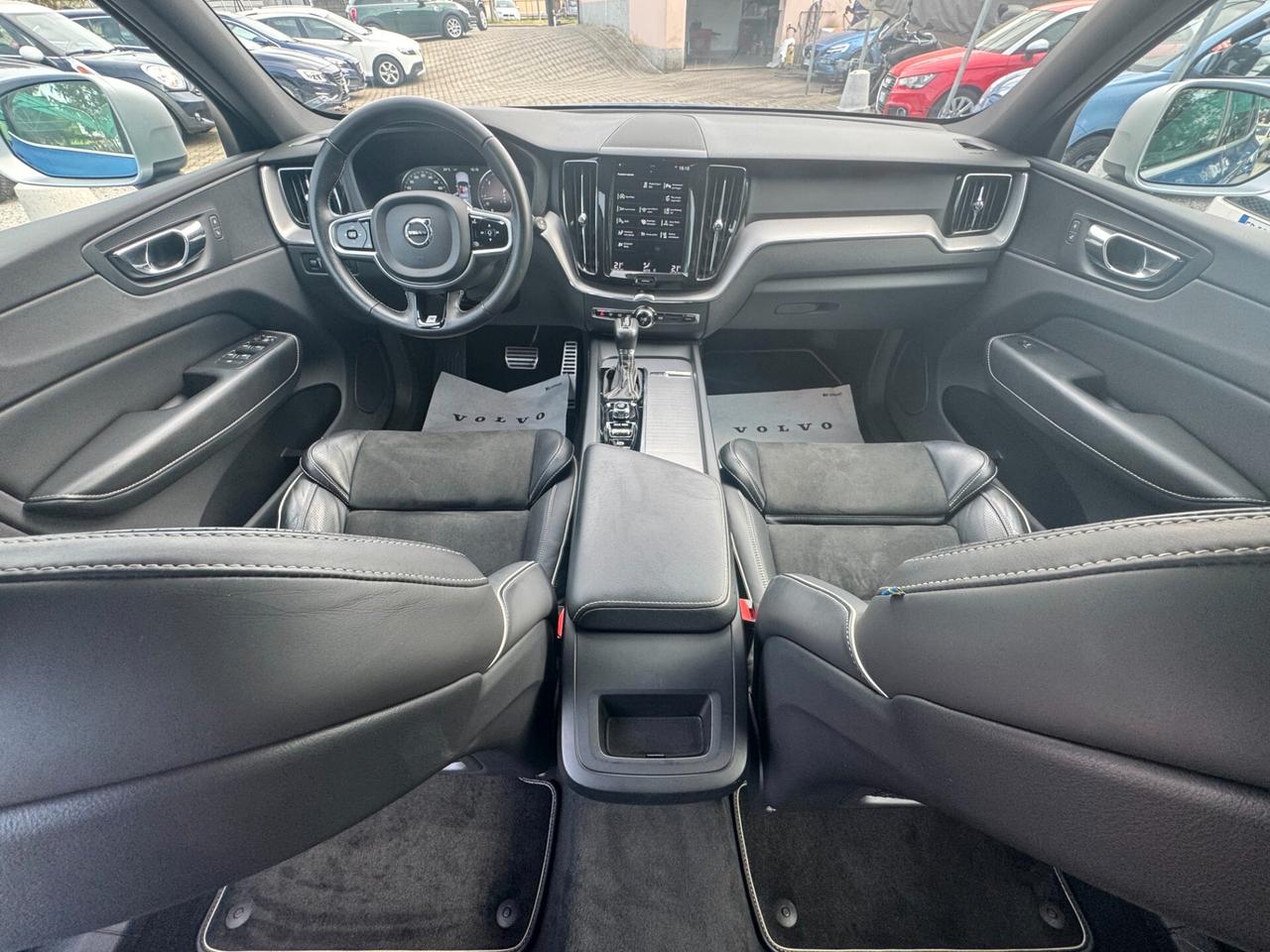 Volvo XC 60 XC60 D4 AWD Geartronic R-design