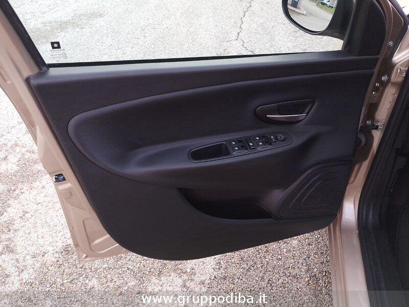 Lancia Ypsilon III 2015 Benzina 1.0 firefly hybrid Maryne s&s 70cv