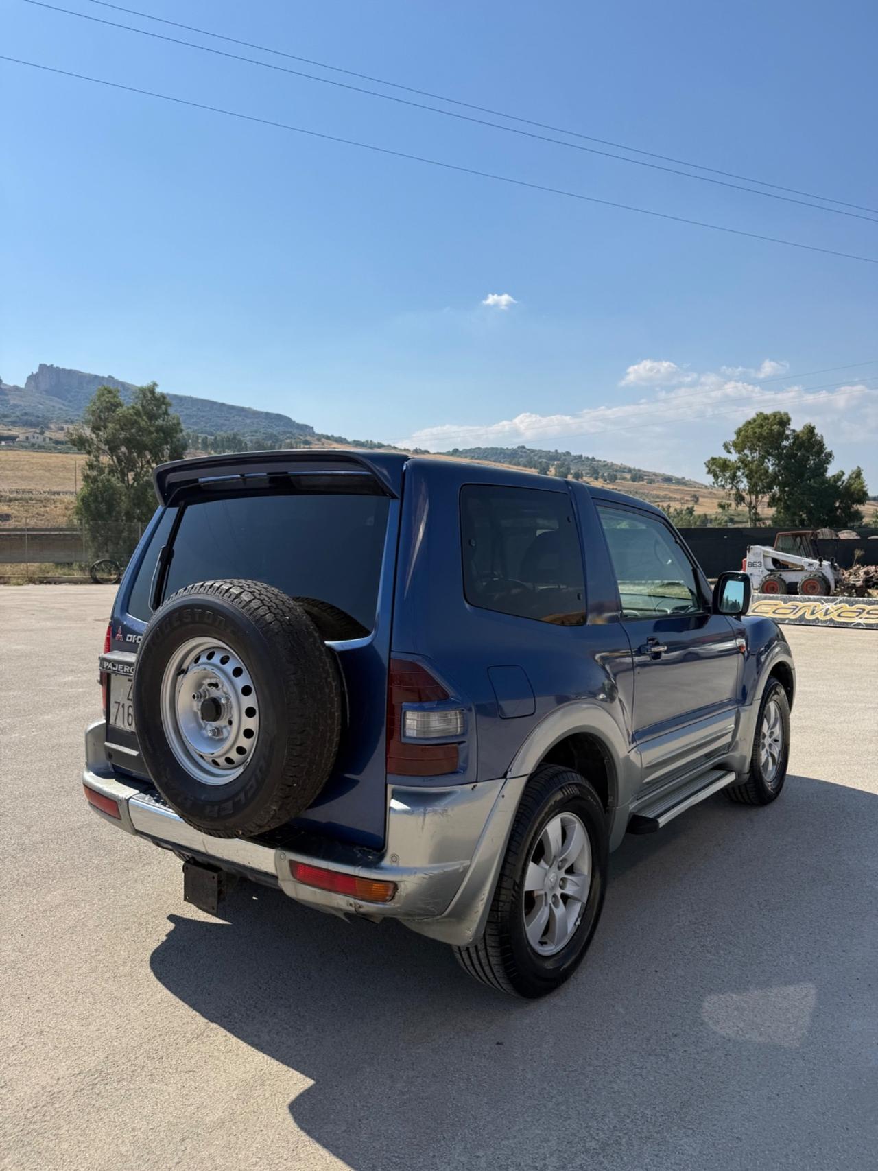 Mitsubishi Pajero 3.2 16V DI-D 3p. GLS