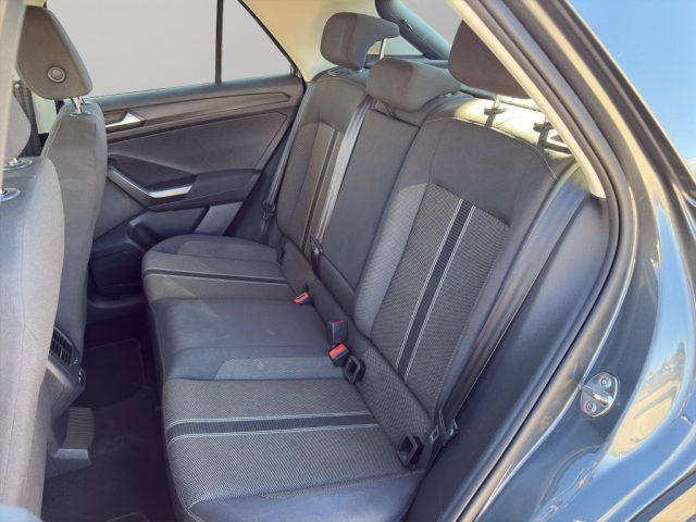 VOLKSWAGEN T-Roc 1.5 TSI ACT DSG Business BlueMotion Technology