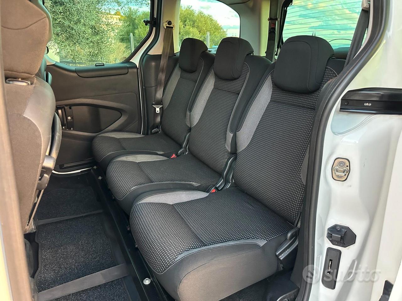 Peugeot Partner 1.6HDi Pianale ribassato Disabili