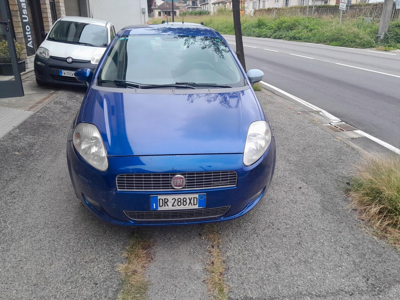 Fiat Grande Punto Grande Punto 1.3 MJT 75 CV 3 porte Dynamic