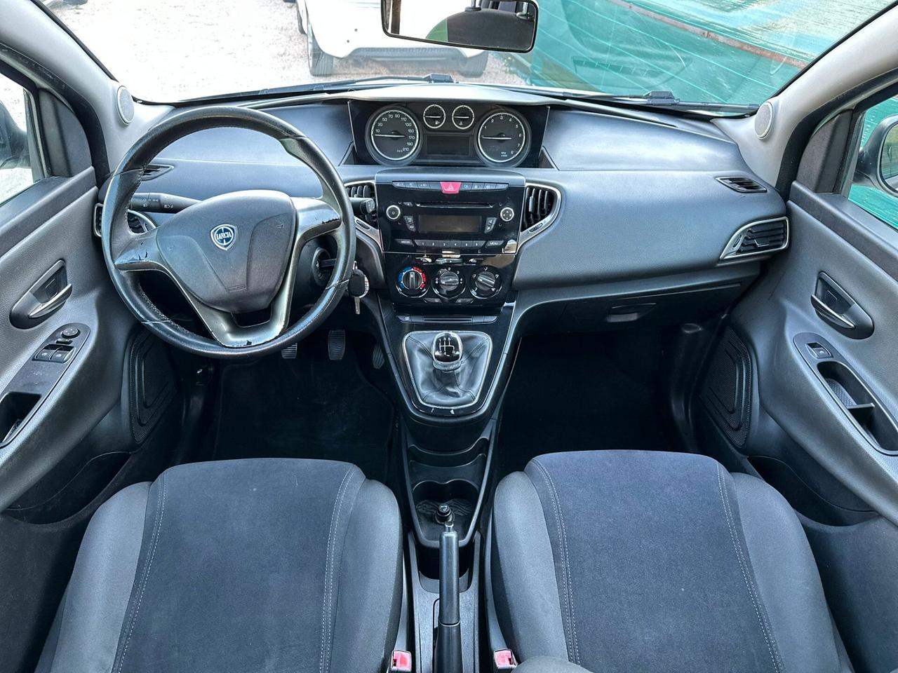 Lancia Ypsilon 1.2 69 CV 5 porte GPL Ecochic Gold