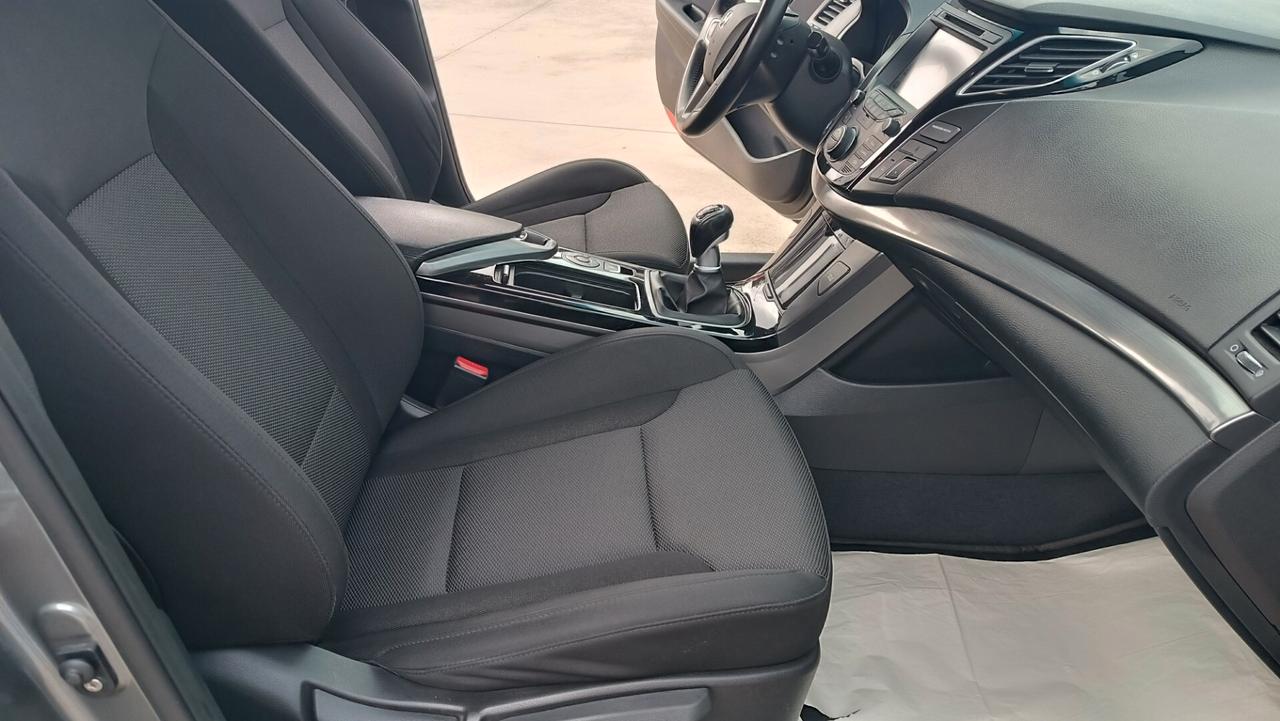 Hyundai i40 Wagon 1.7 CRDi 141 CV Business