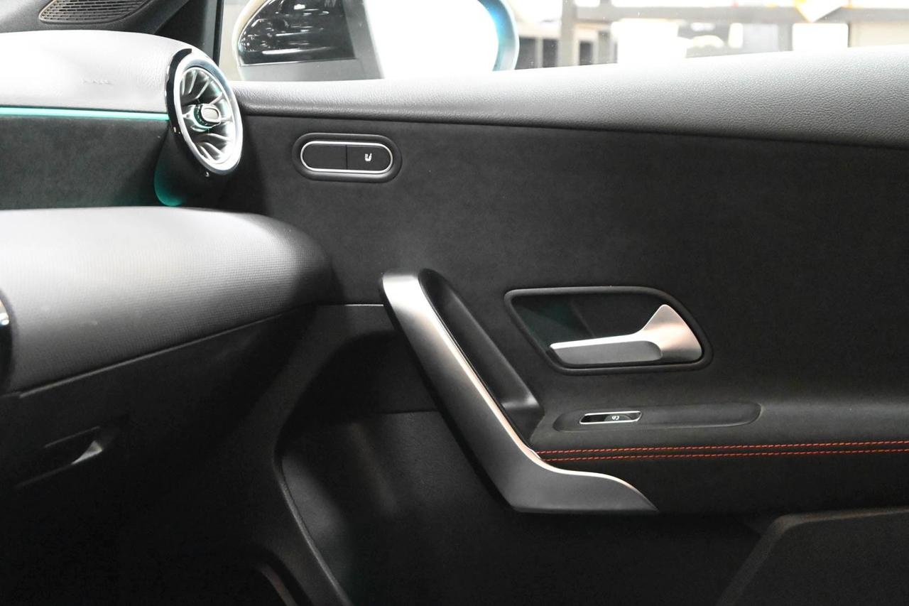 MERCEDES Classe A (W177) A 200 d Automatic ...