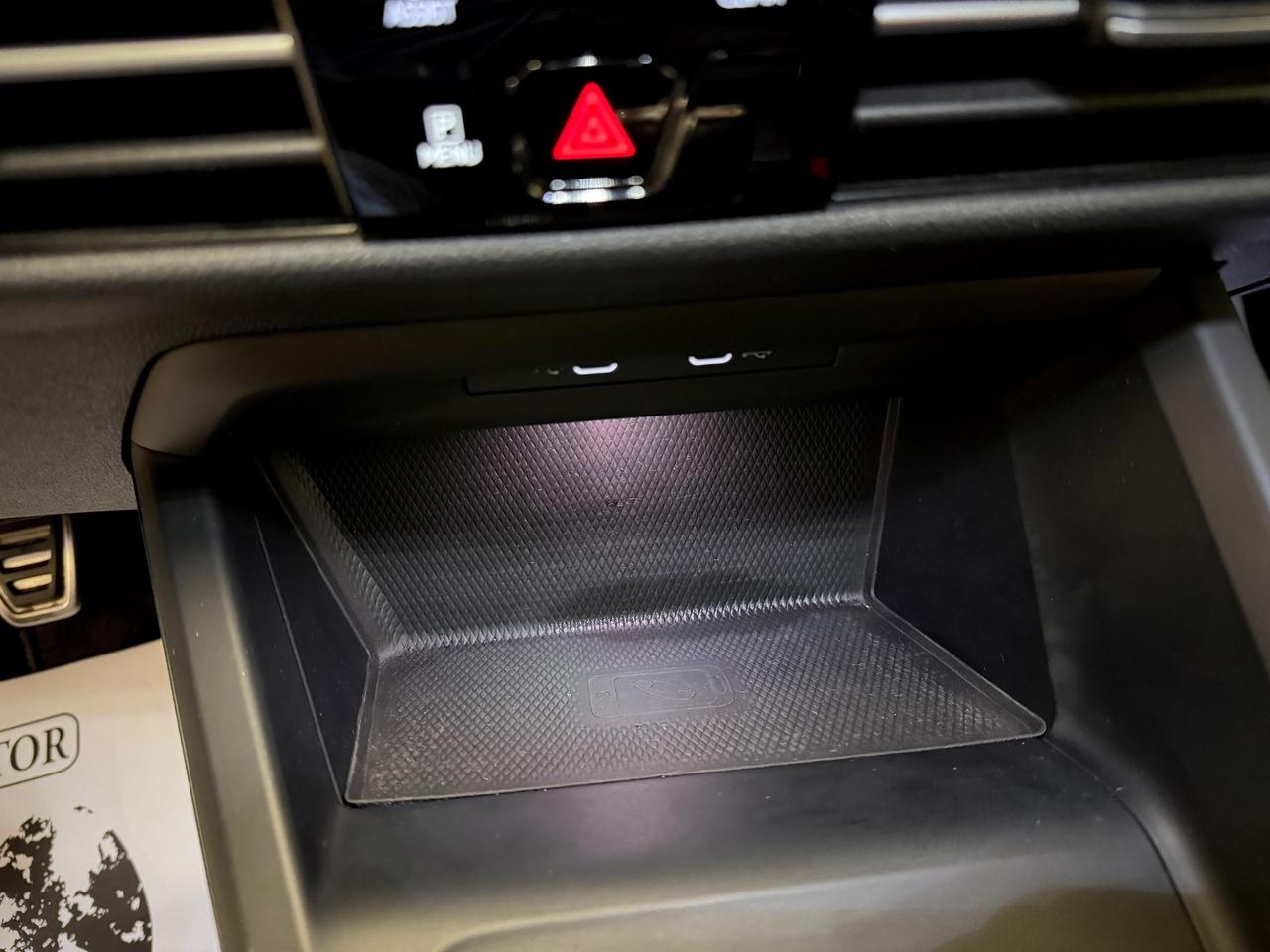 Volkswagen Golf 8 - ACTIVE - FULL OPTIONAL