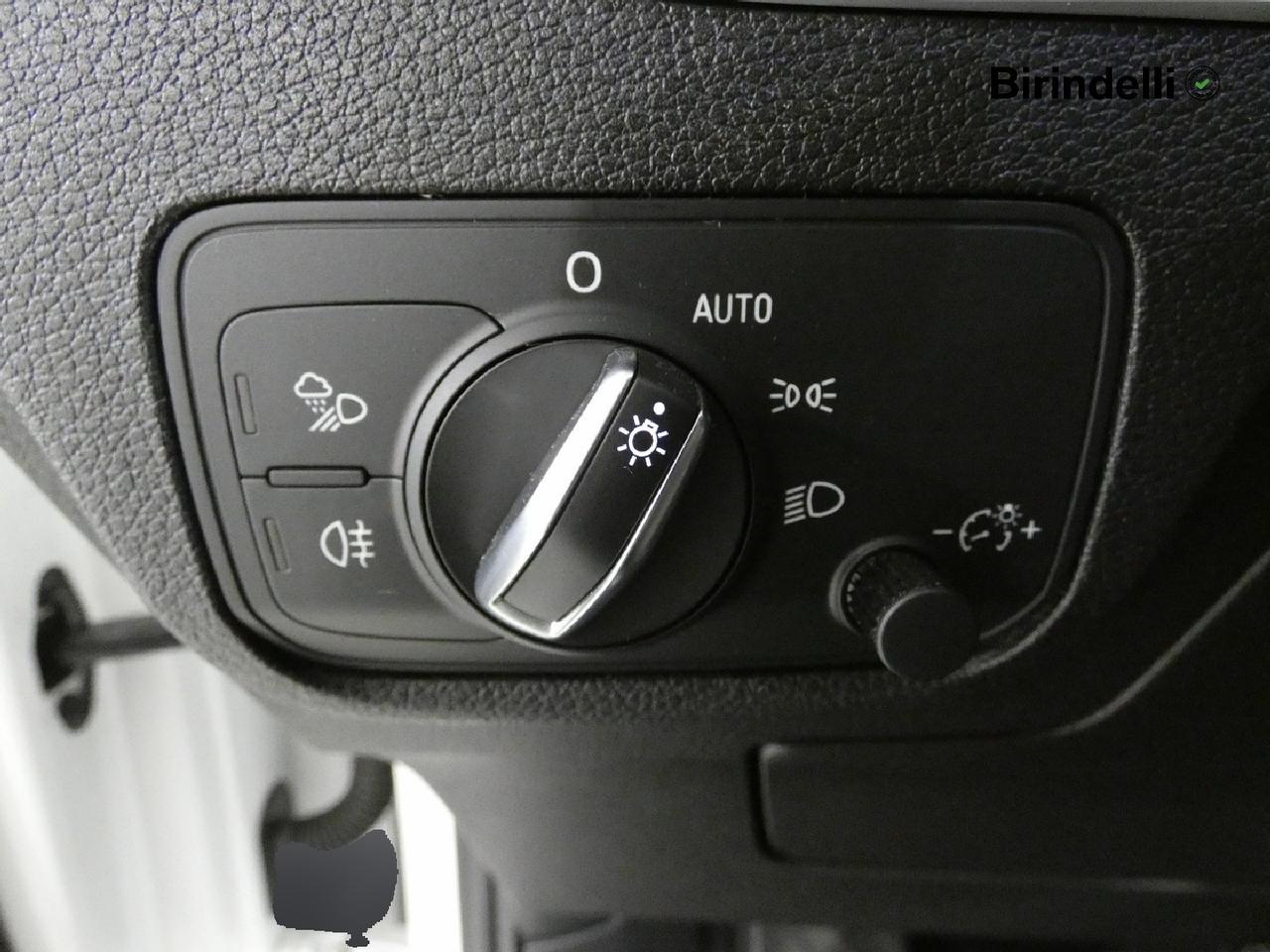 AUDI Q2 - Q2 30 TDI S tronic Admired