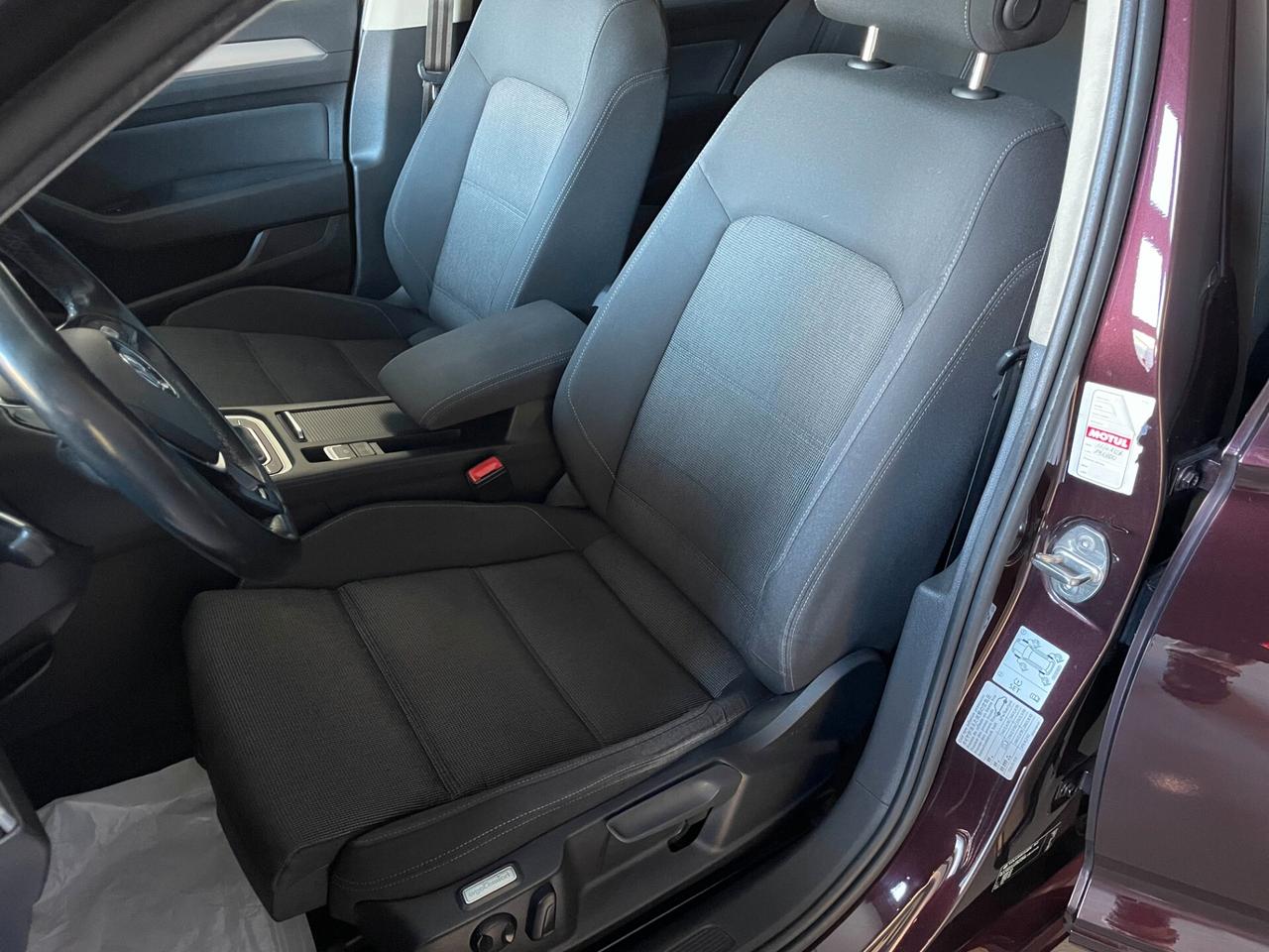 Volkswagen Passat Variant 1.6 TDI 120CV Business