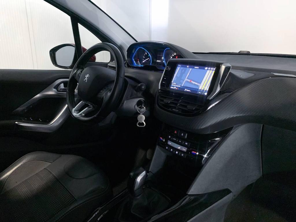 Peugeot 2008 1.5 BlueHDi Allure