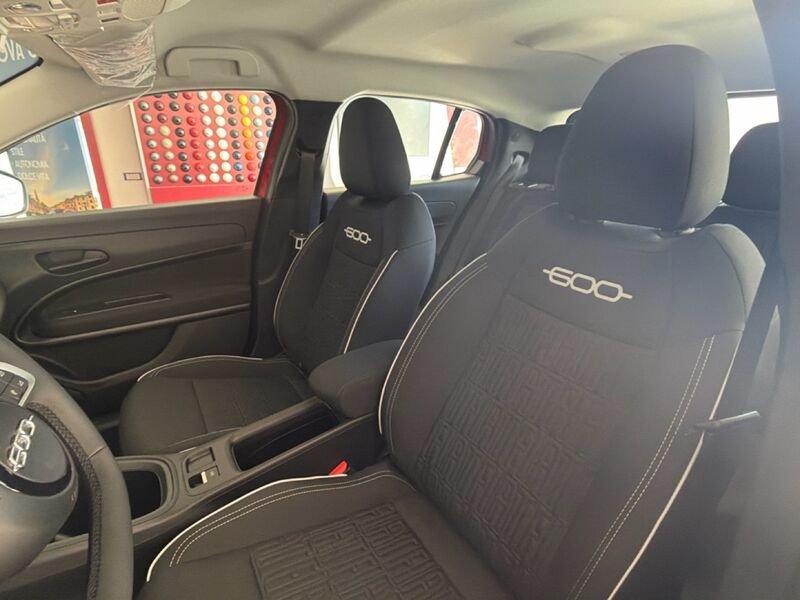 FIAT 600 Hybrid Pop 1.2 Hybrid 110cv