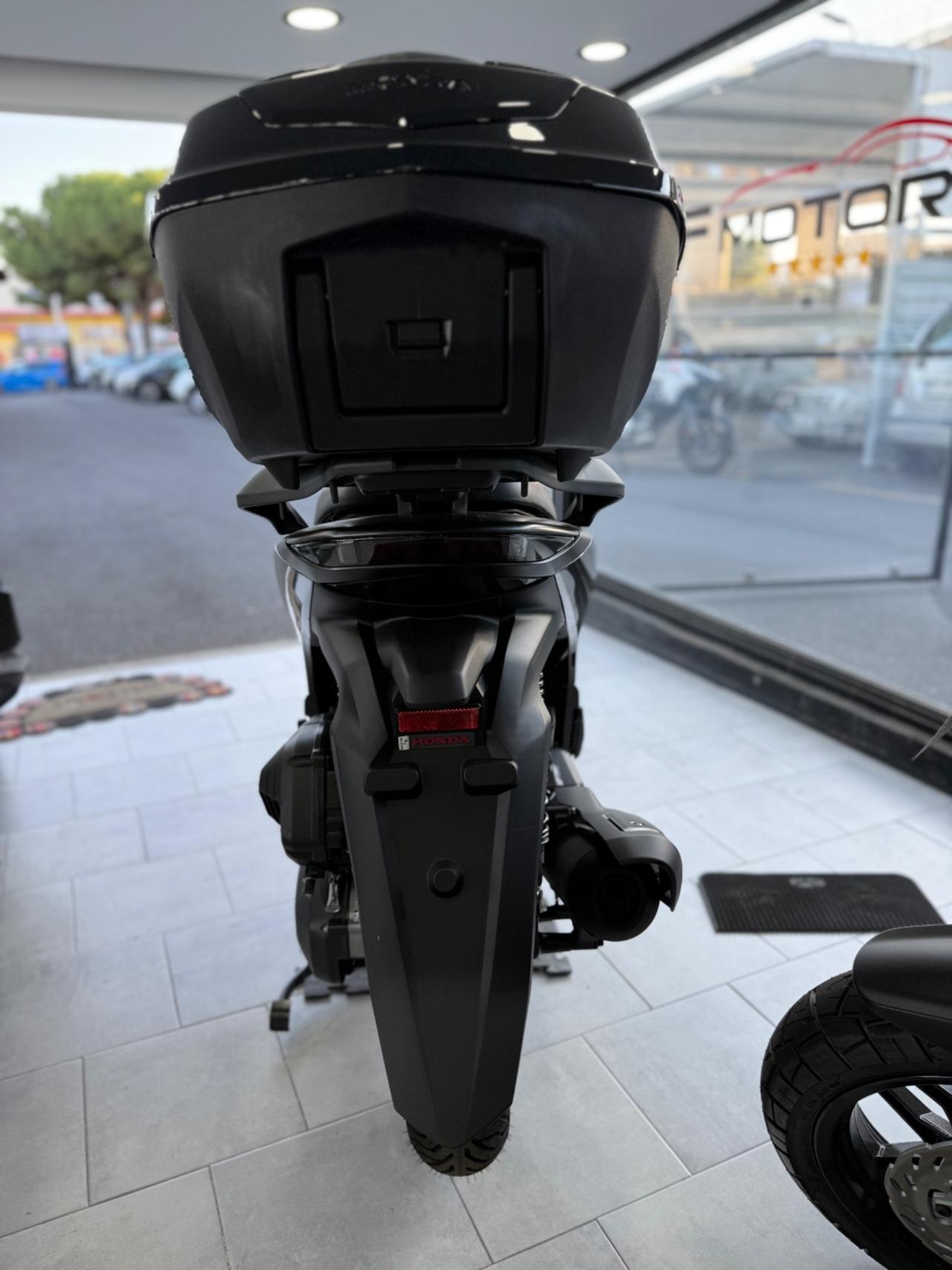Honda SH 125 Sport NUOVO PRONTA CONSEGNA