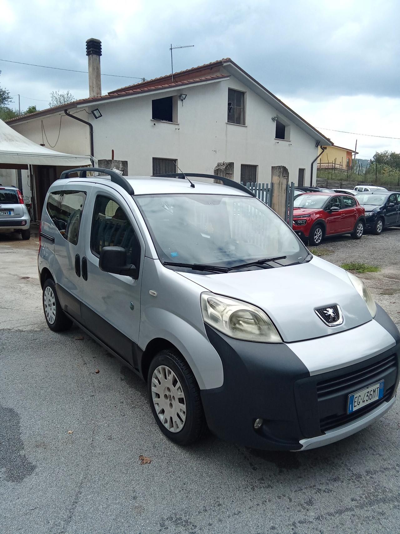 Peugeot Bipper 1.3 HDi 75 Outdoor 011