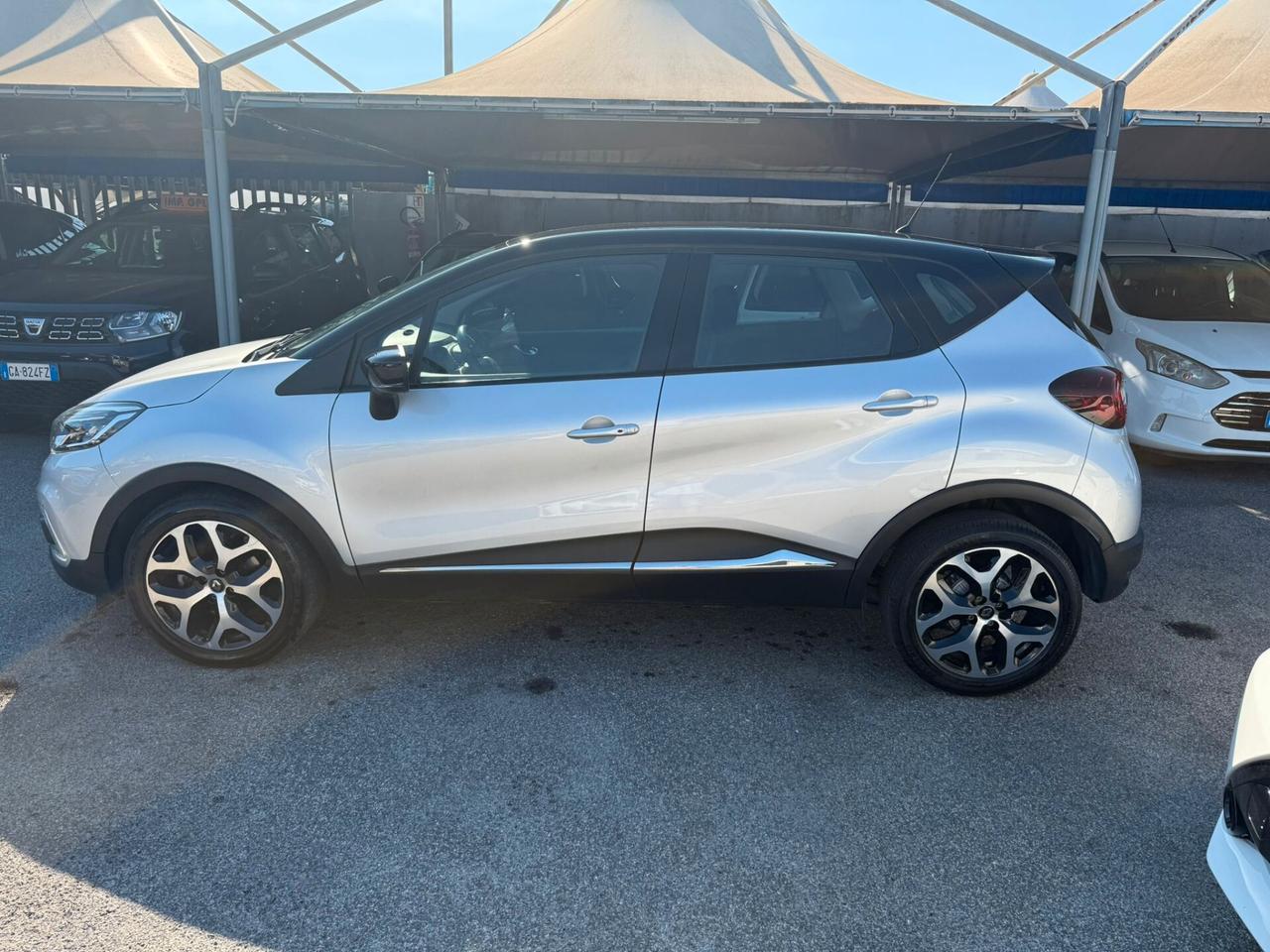 Renault Captur dCi 8V 110 CV Start&Stop Energy Initiale Paris