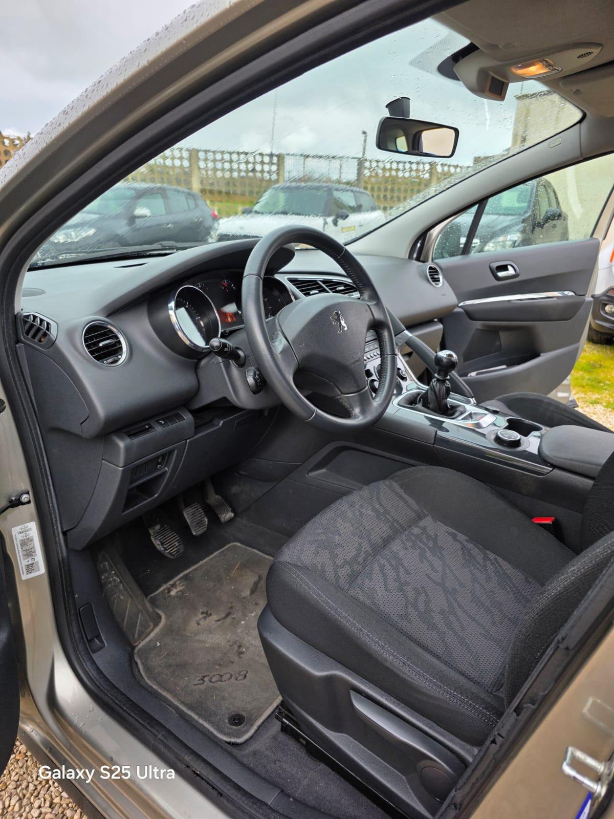 Peugeot 3008 1.6 HDi 110CV Business 116.000km