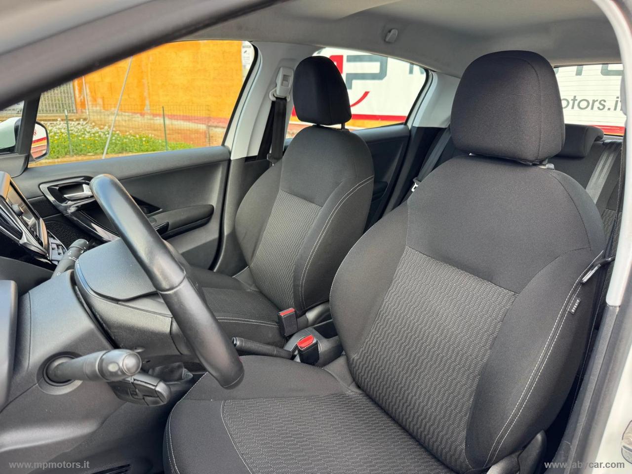 PEUGEOT 208 ALLURE 1.2 82CV 5P.