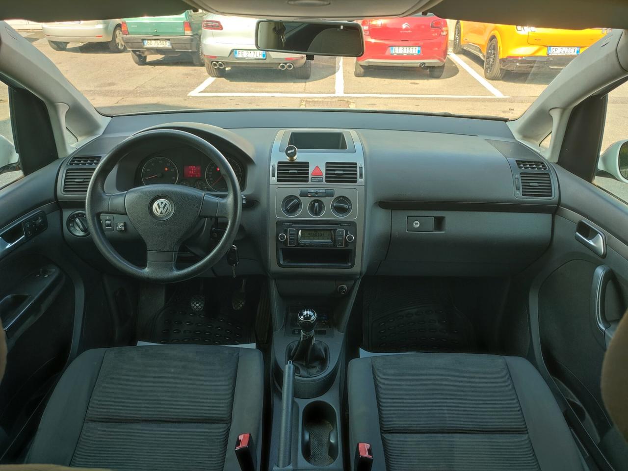 Volkswagen Touran 1.6 Trendline Bifuel G