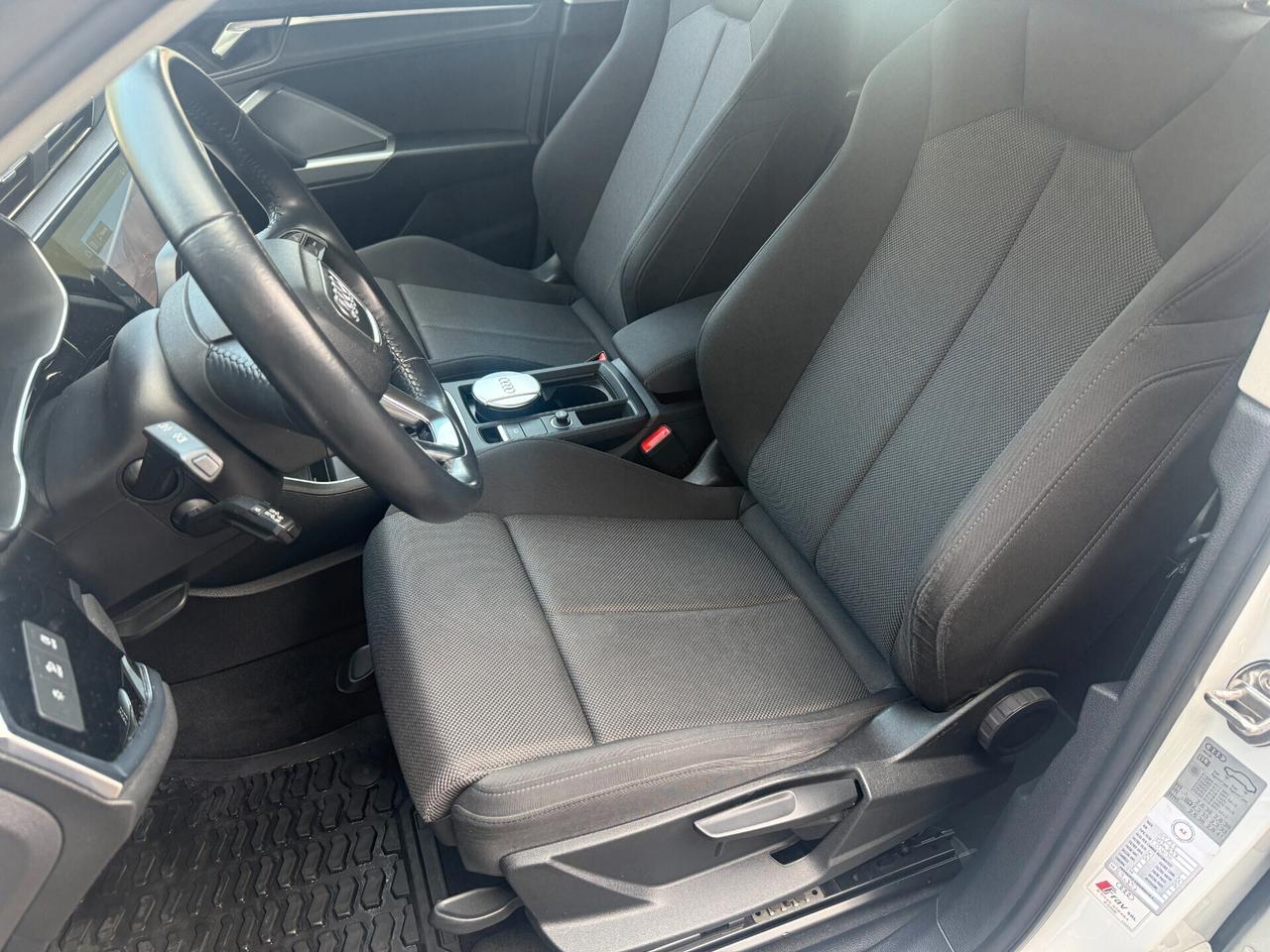 AUDI Q3 SPORTBACK S-TRONIC S-LINE 2.0 TDI 150CV