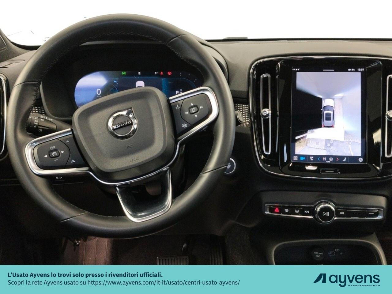 Volvo XC40 B4 automatico Ultra Dark