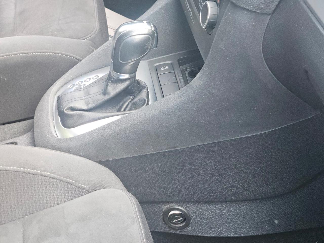 Volkswagen Golf 1.6 TDI DPF DSG 5p. Highline