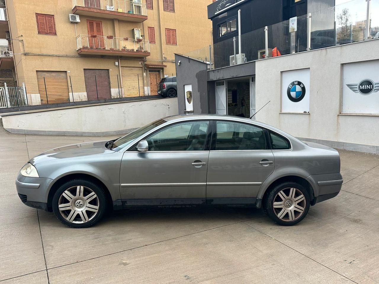 Volkswagen Passat 1.9 TDI/130 CV cat Highline
