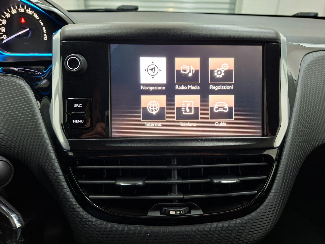 Peugeot 2008 Allure 1.6 BlueHDi 100cv