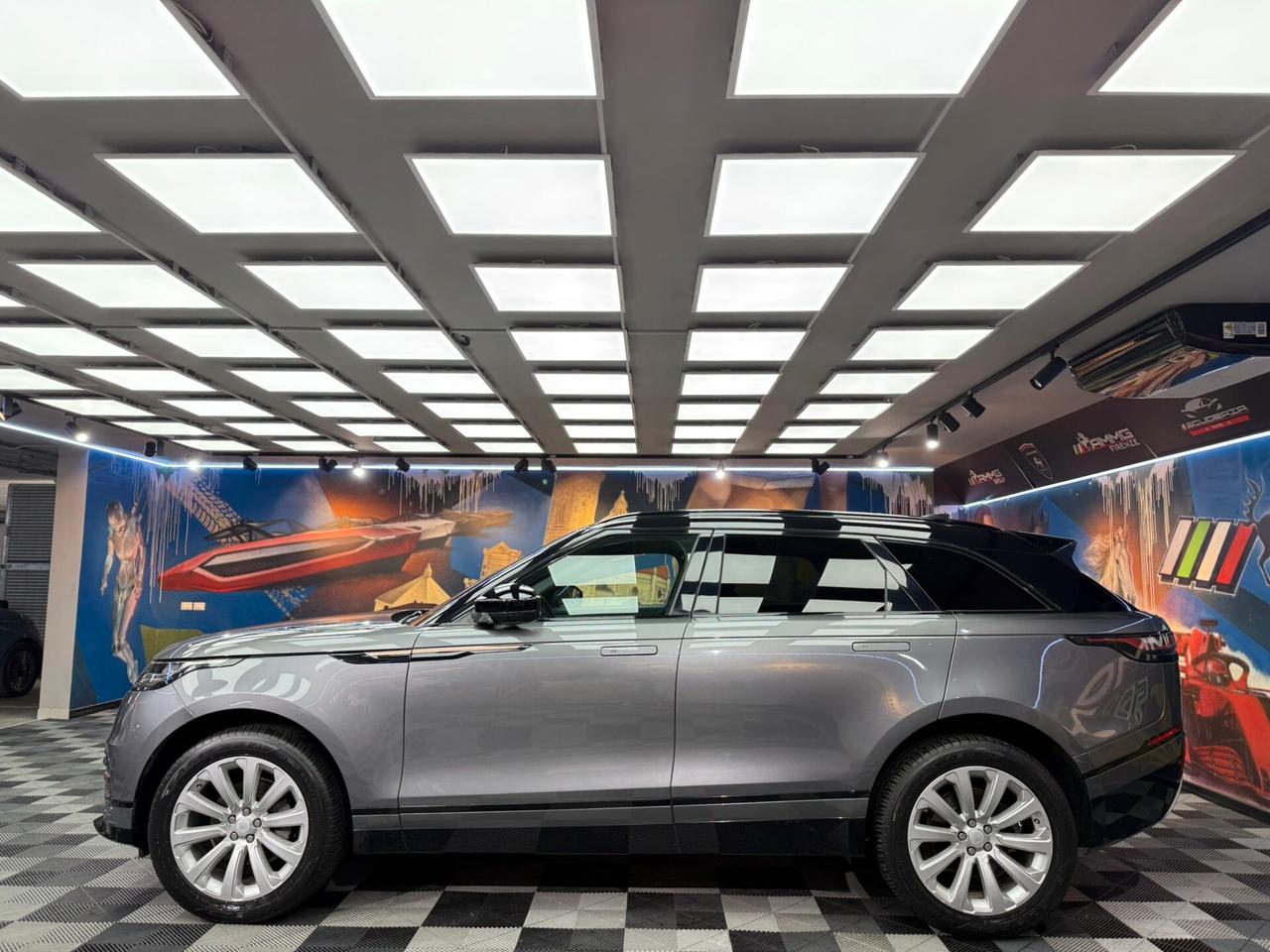 Land Rover Range Rover Velar 2.0 i4 R-Dynamic HSE (454)